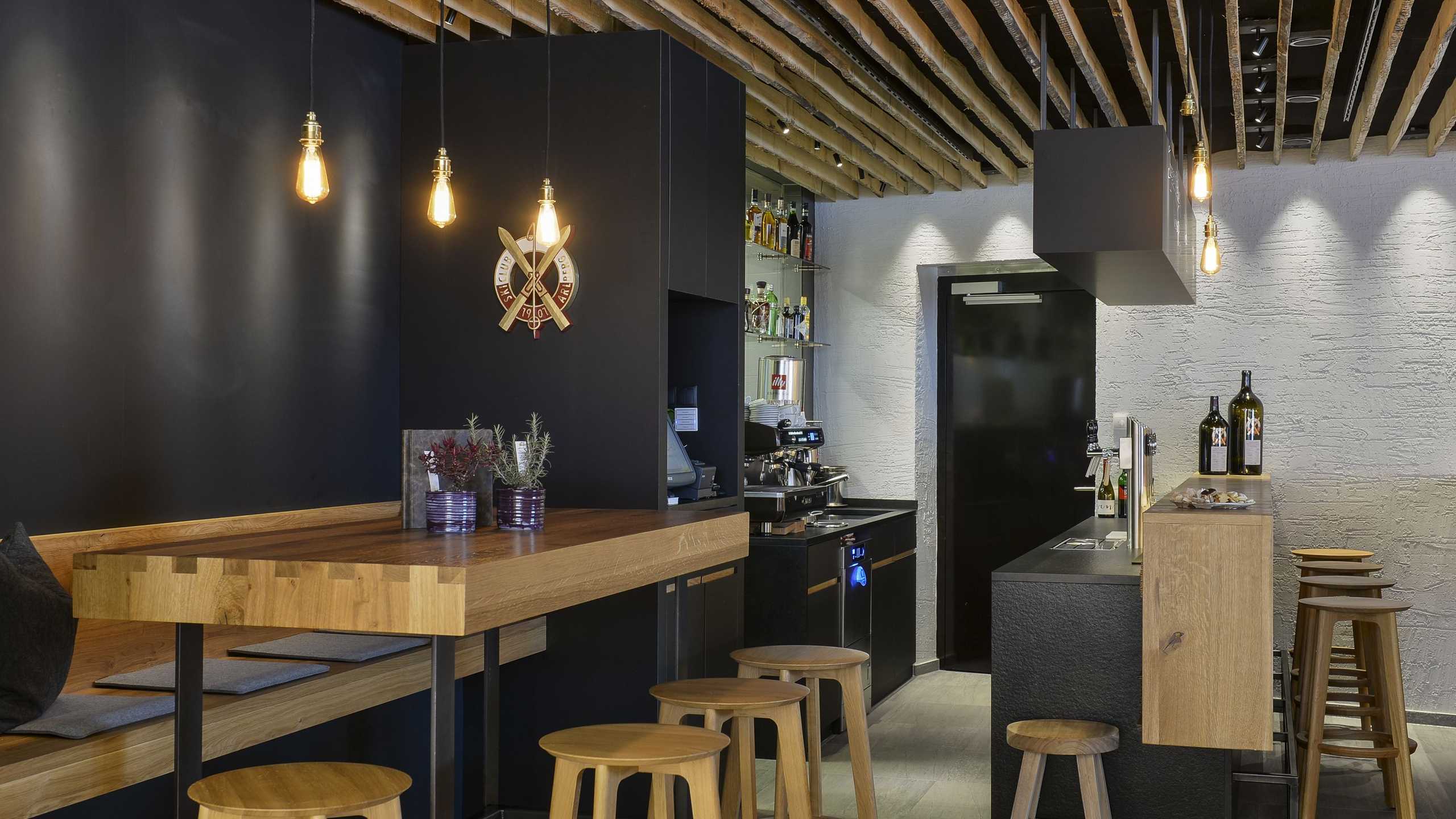 Fuxbau Restaurant Bar