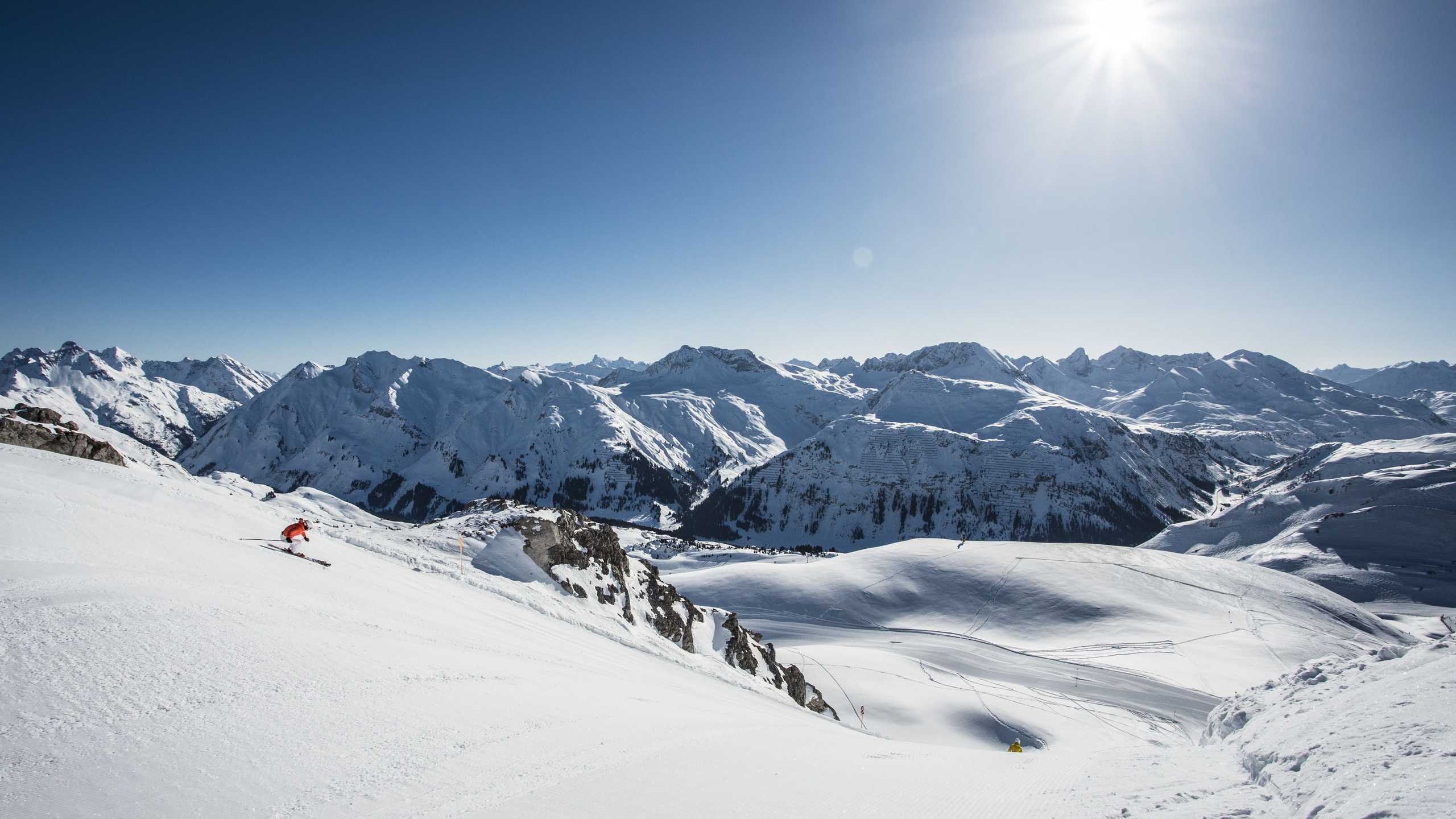 Lech Zuers Skifahren Piste