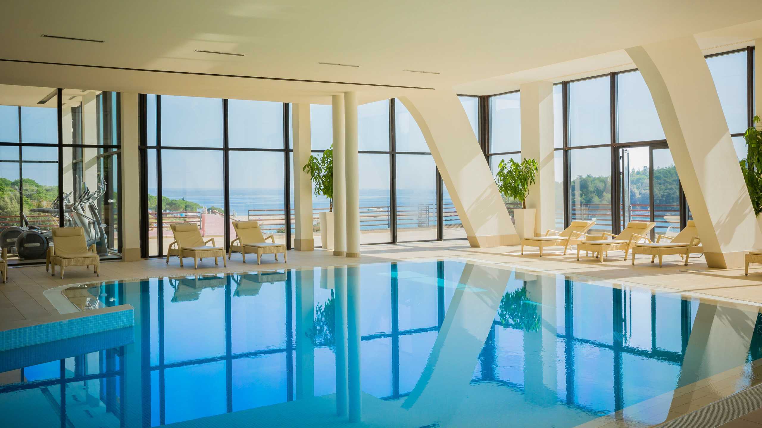 Maistra Istra Wellness Hallenbad2