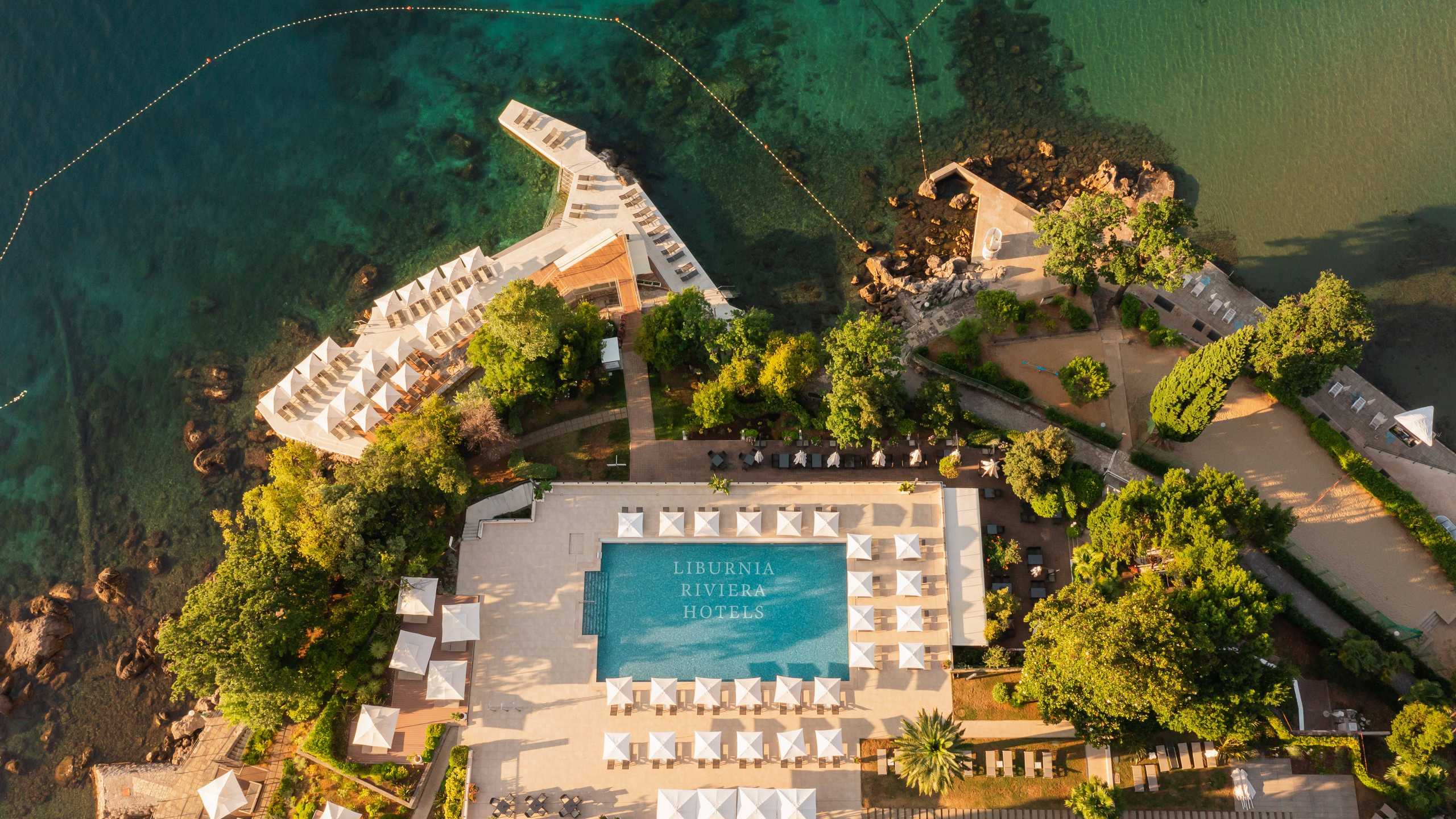 Ambasador Pool Strand