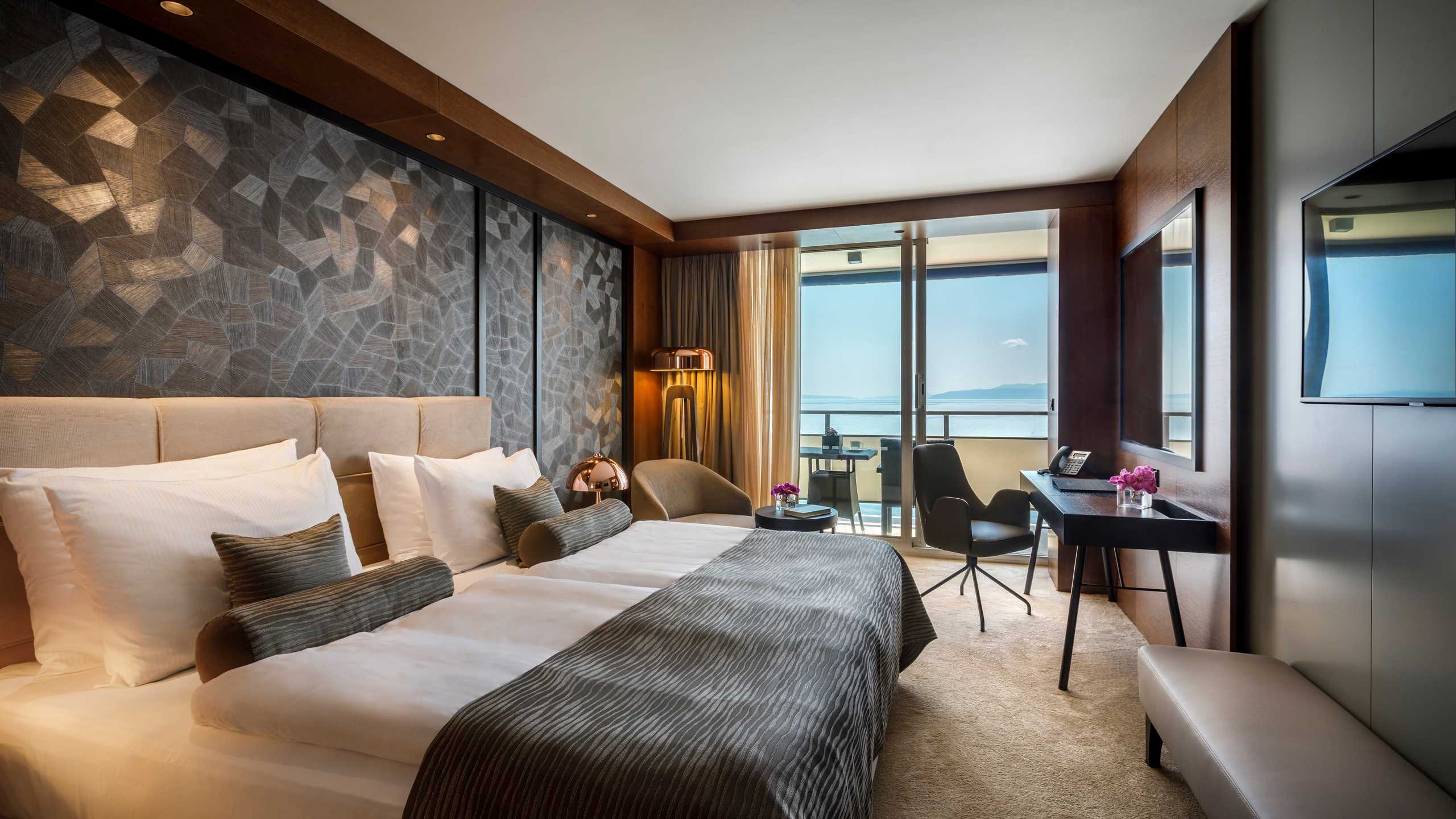 Ambasador Zimmer Superior Seaview