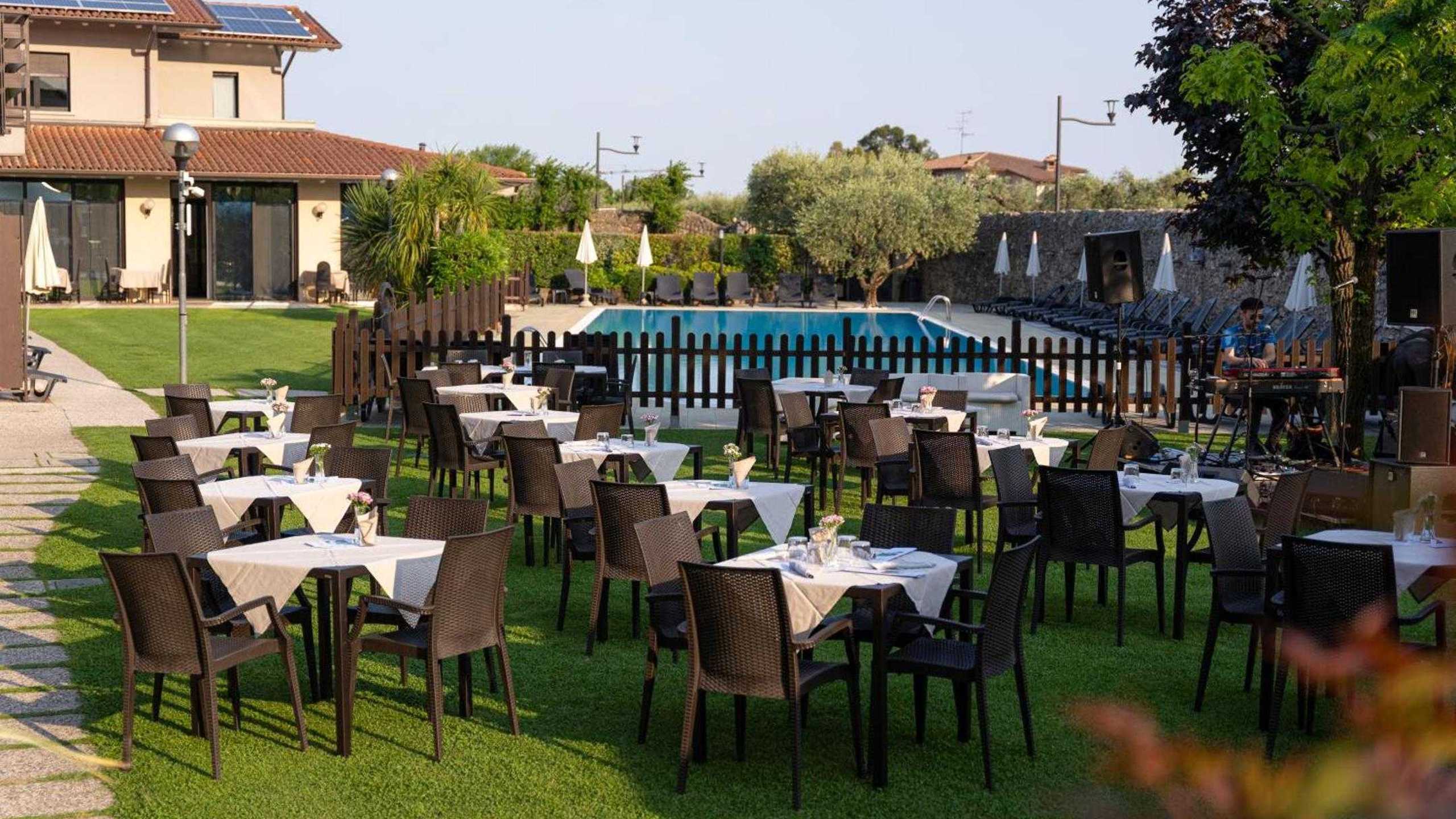 Splendid Restaurant Garten