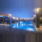 Nidum Wellness Hallenbad Abend